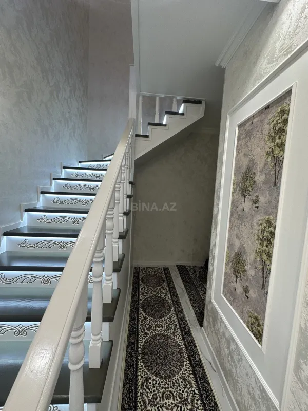 Satılır 4 otaqlı həyət evi 180 m²
