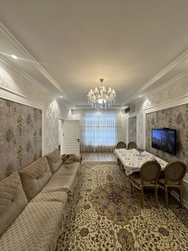 Satılır 4 otaqlı həyət evi 180 m²
