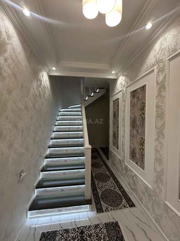 Satılır 4 otaqlı həyət evi 180 m²