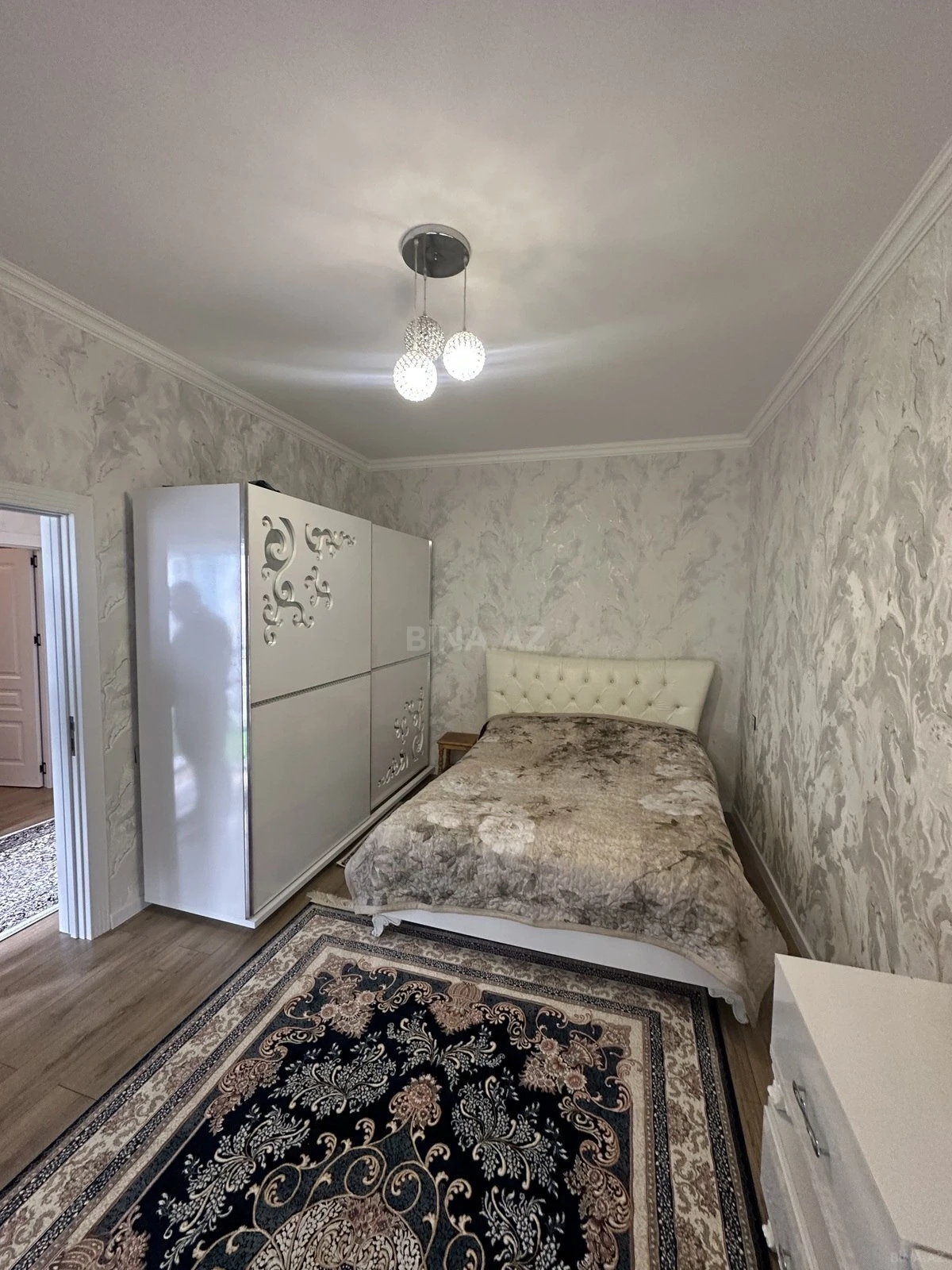 Satılır 4 otaqlı həyət evi 180 m²