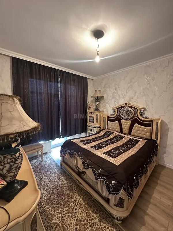 Satılır 4 otaqlı həyət evi 180 m²