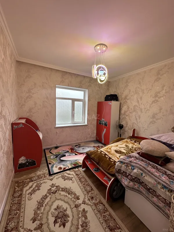 Satılır 4 otaqlı həyət evi 180 m²