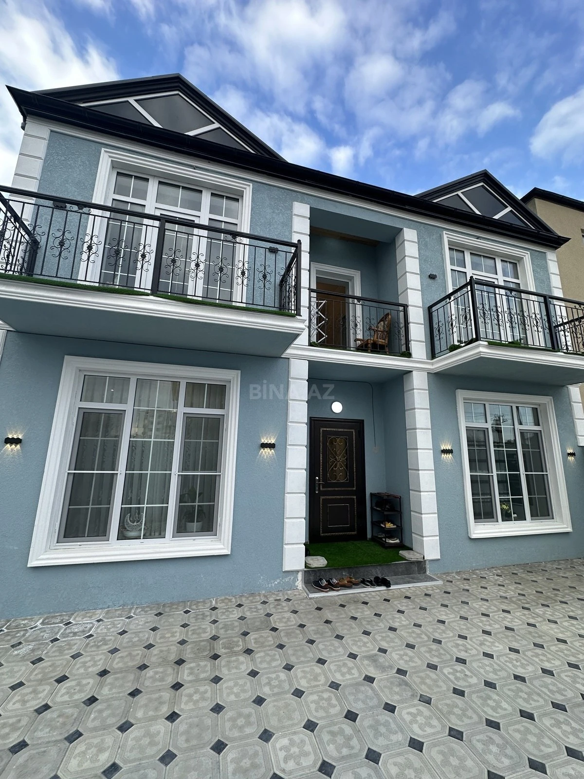 Satılır 4 otaqlı həyət evi 180 m²