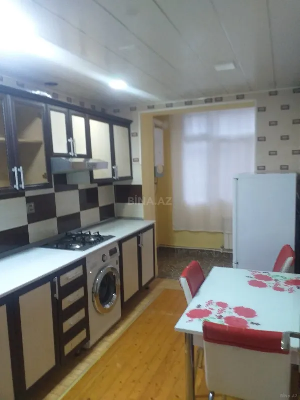 Kirayə verilir 2 otaqlı mənzil 60 m²