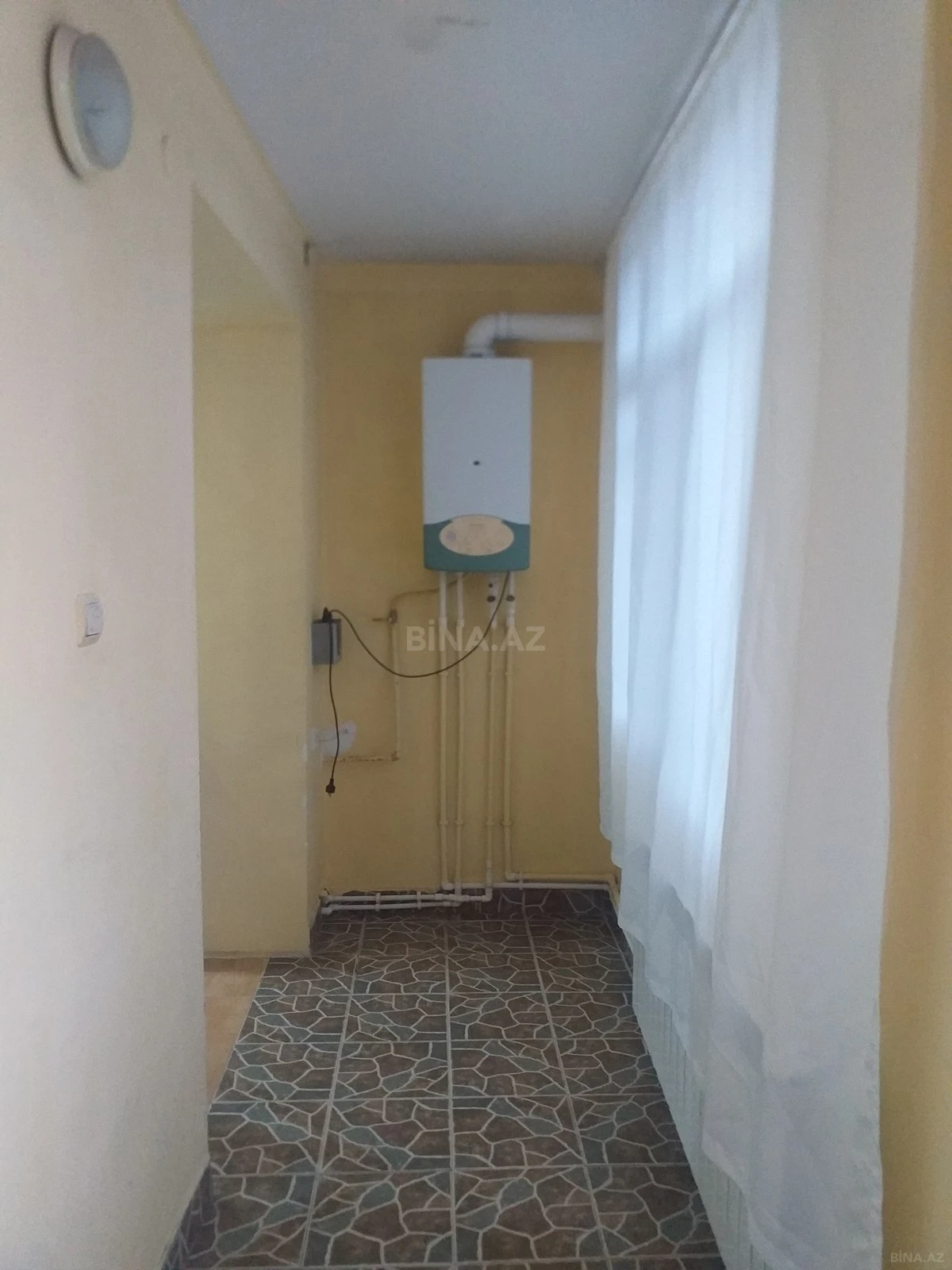 Kirayə verilir 2 otaqlı mənzil 60 m²