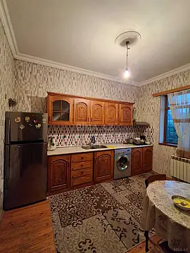 Satılır 3 otaqlı həyət evi 100 m²