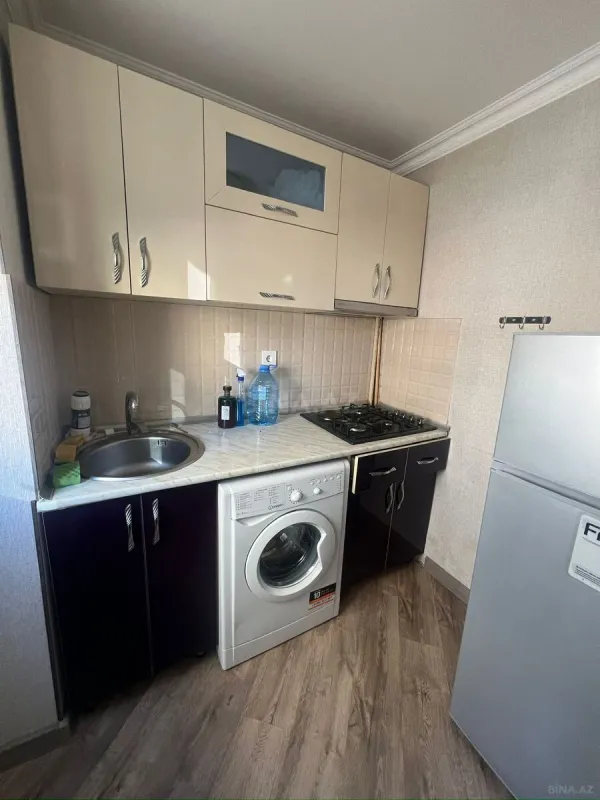 Kirayə verilir 1 otaqlı mənzil 38 m²
