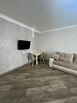 Kirayə verilir 1 otaqlı mənzil 38 m²