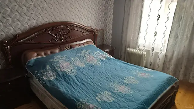 Kirayə verilir 3 otaqlı həyət evi 70 m²