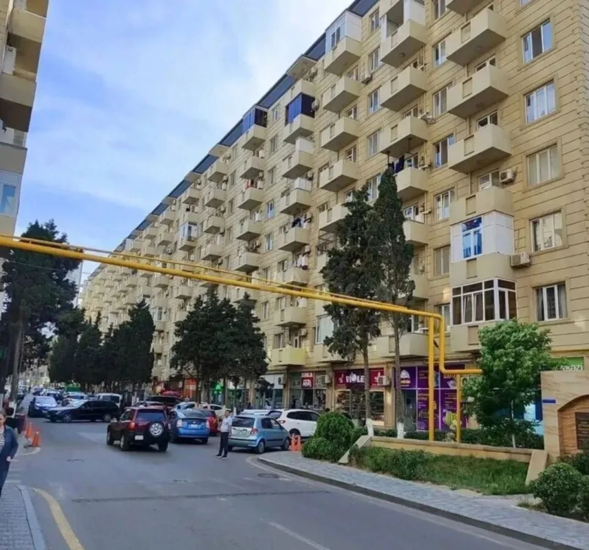 Satılır 2 otaqlı mənzil 60 m²