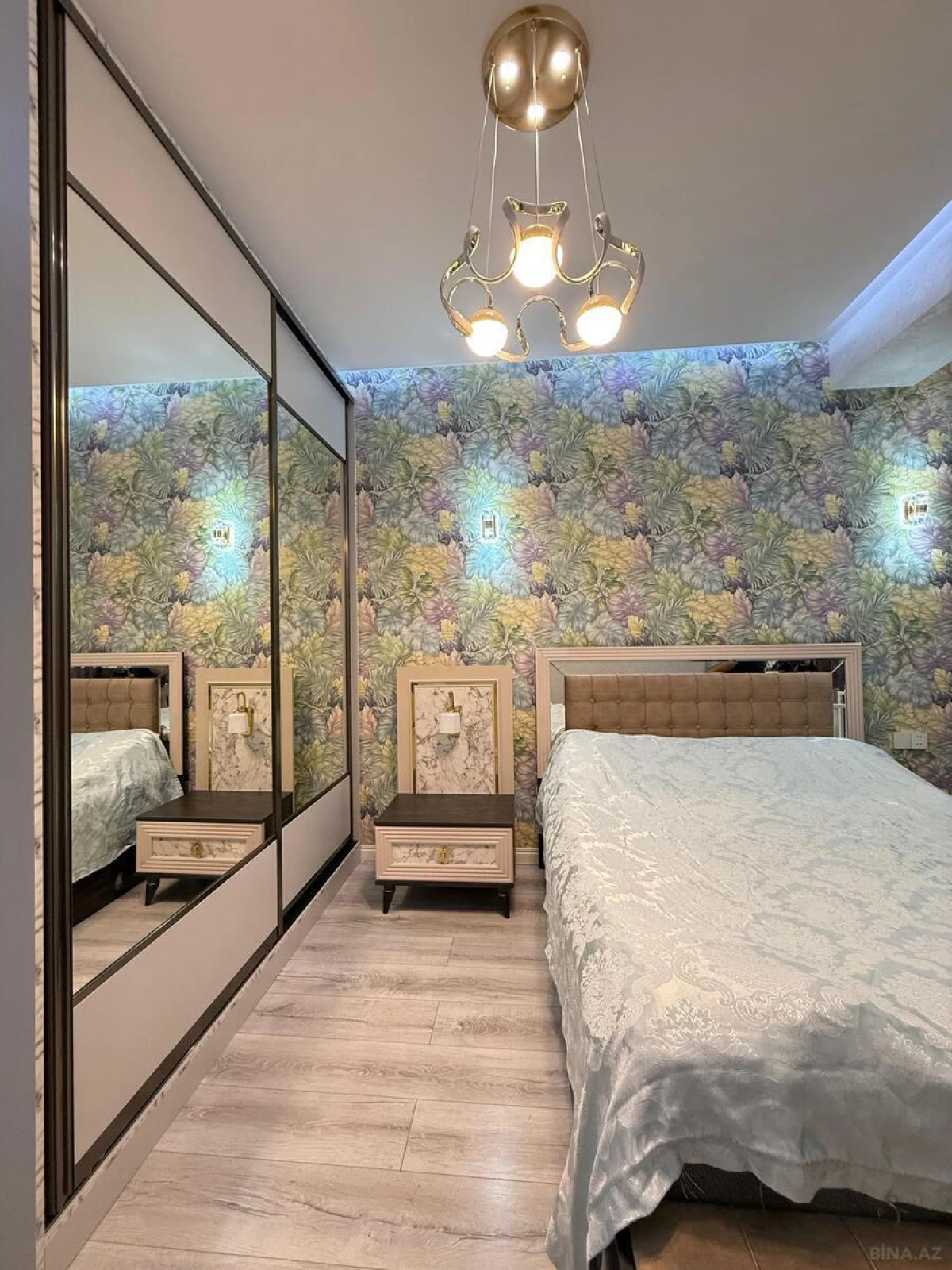 Satılır 2 otaqlı mənzil 69 m²