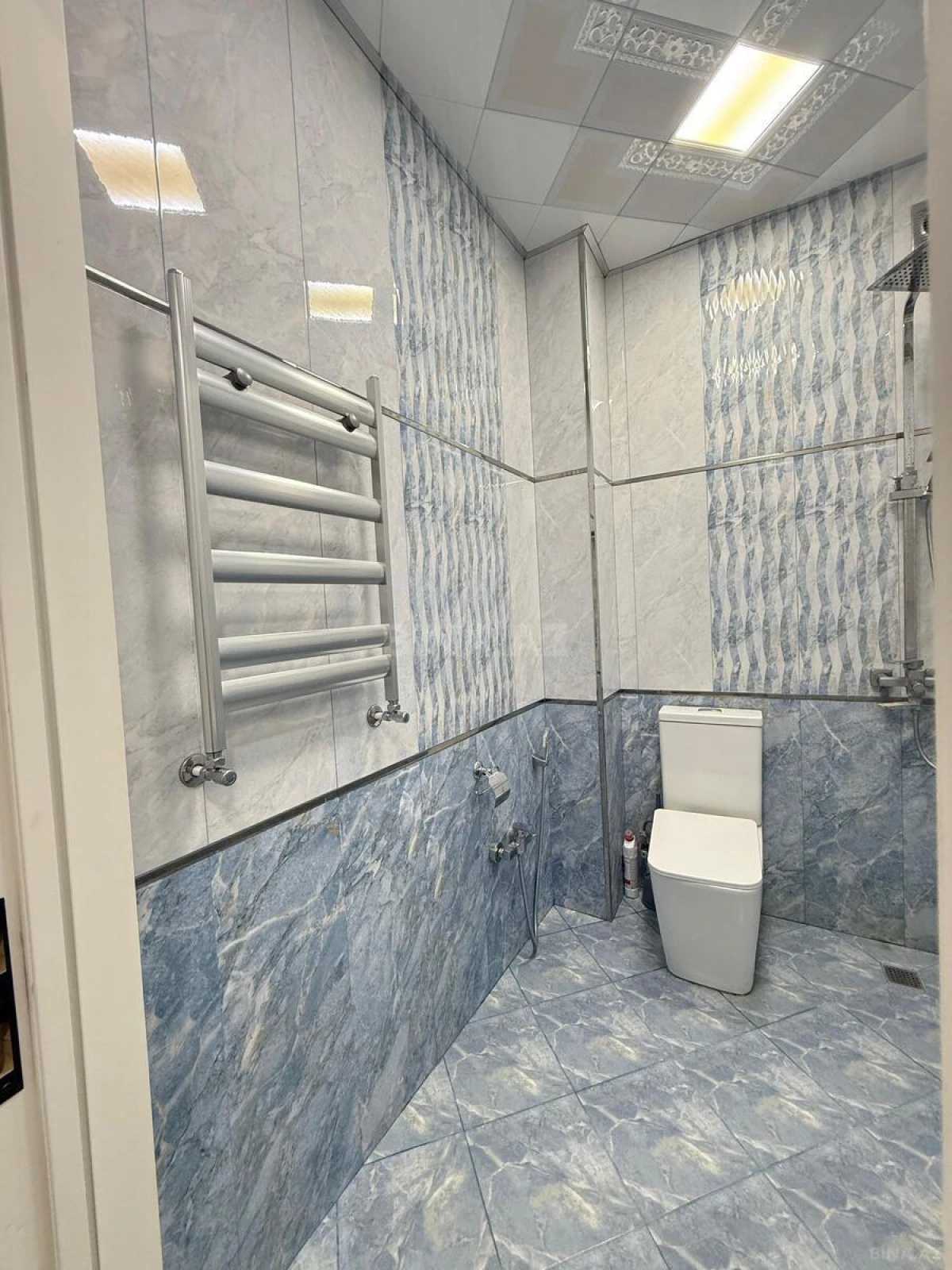 Satılır 2 otaqlı mənzil 69 m²