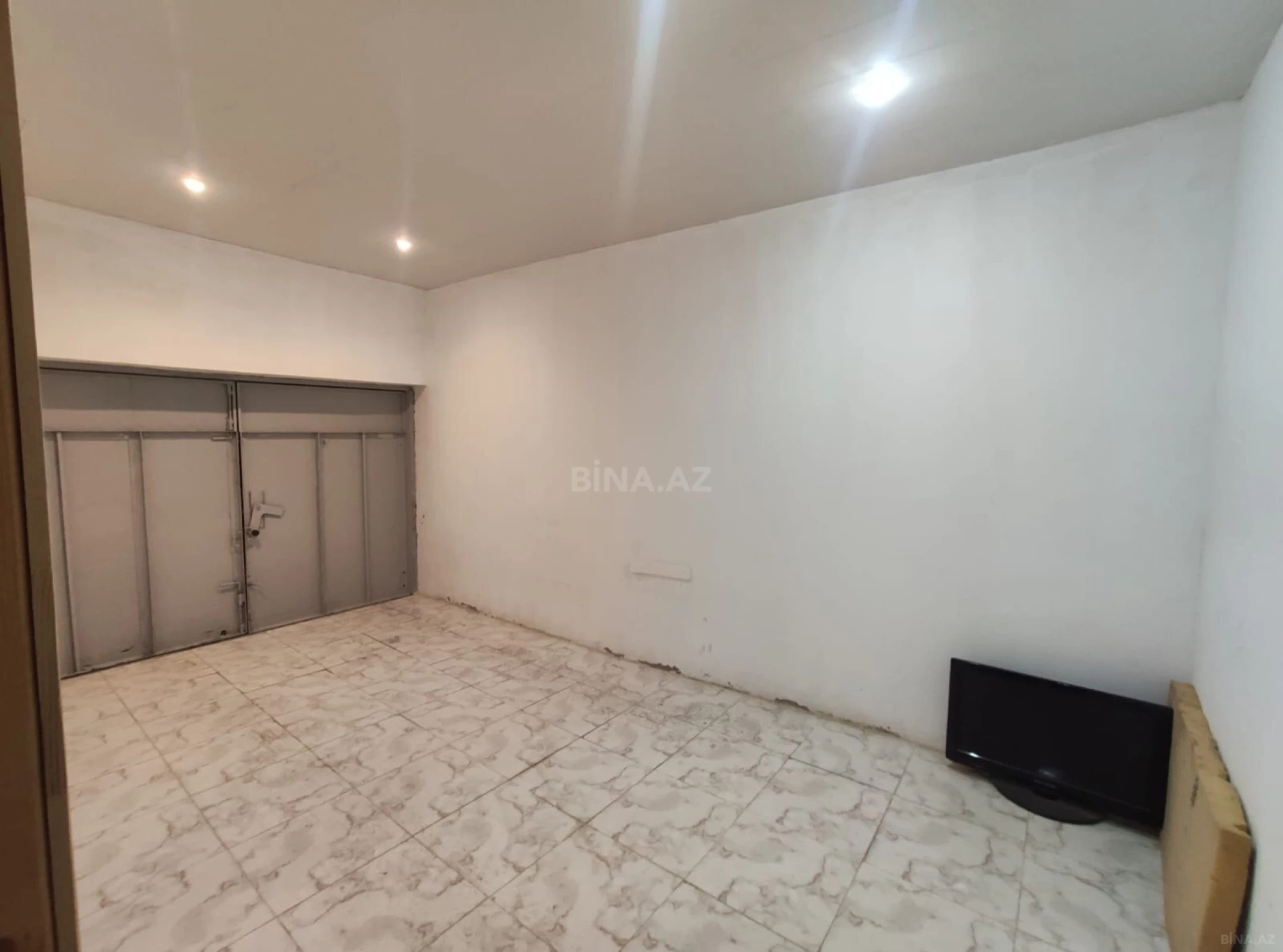 Satılır 6 otaqlı həyət evi 200 m²