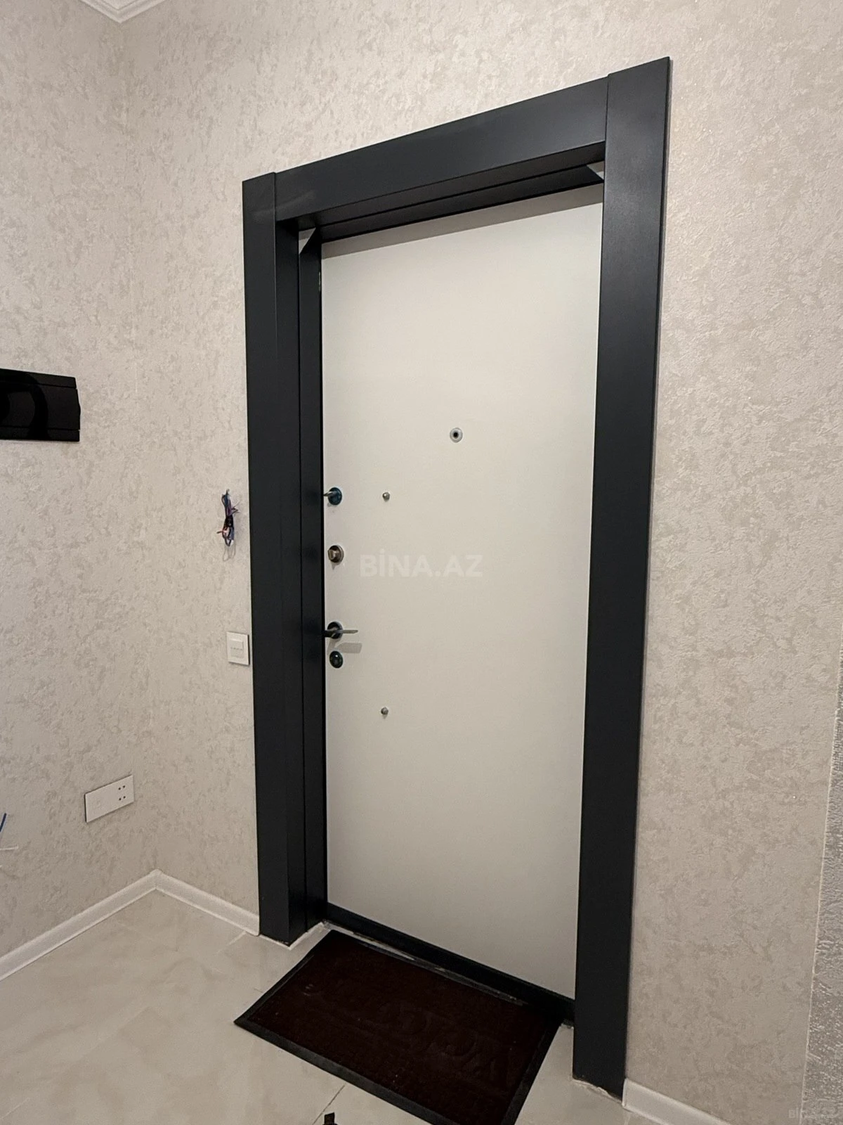 Kirayə verilir 2 otaqlı mənzil 92 m²
