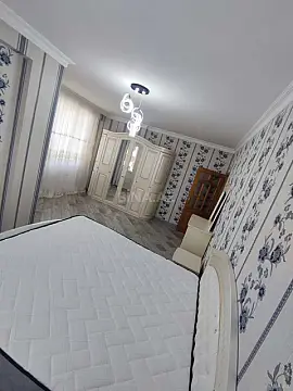 Kirayə verilir 3 otaqlı mənzil 120 m²