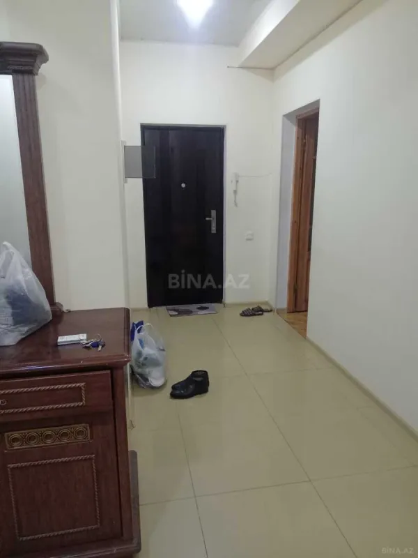 Satılır 2 otaqlı mənzil 100 m²