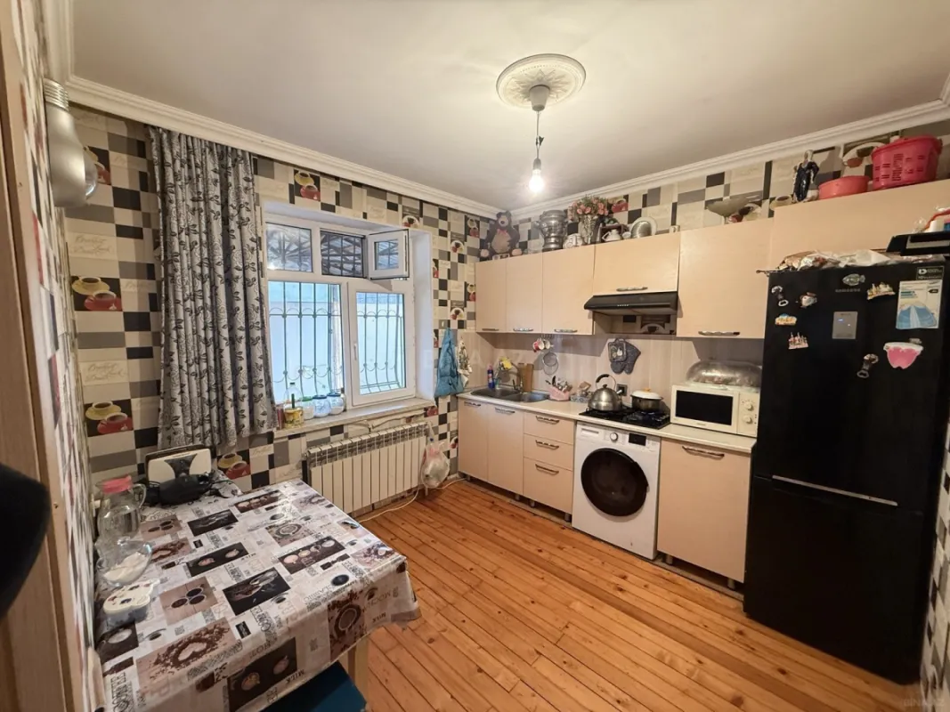 Satılır 2 otaqlı həyət evi 78 m²