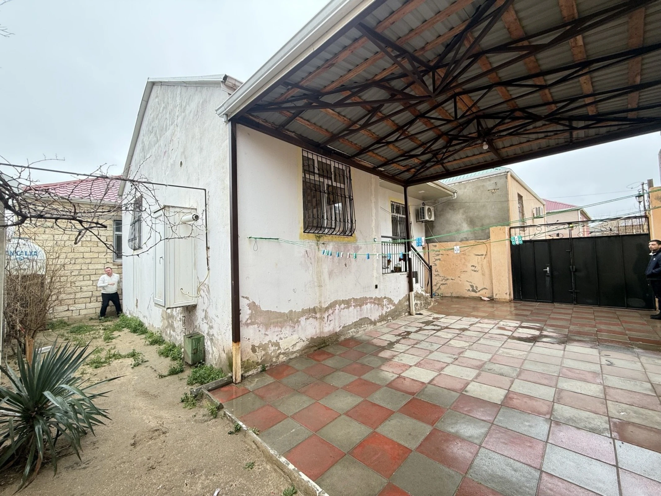 Satılır 2 otaqlı həyət evi 78 m²