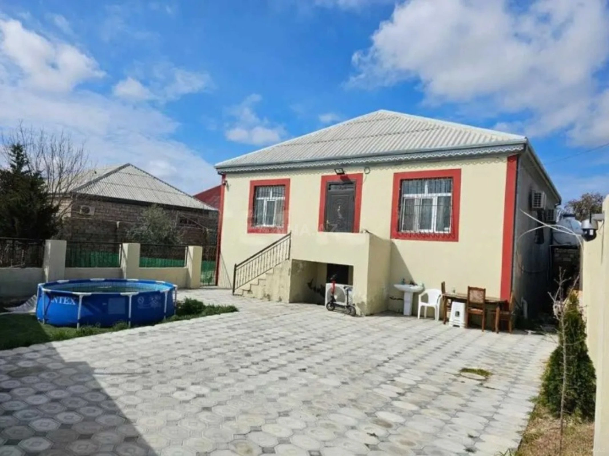 Satılır 4 otaqlı həyət evi 110 m²