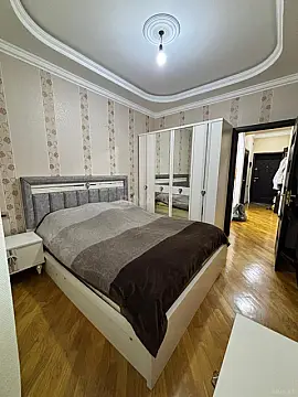 Satılır 2 otaqlı mənzil 65 m²