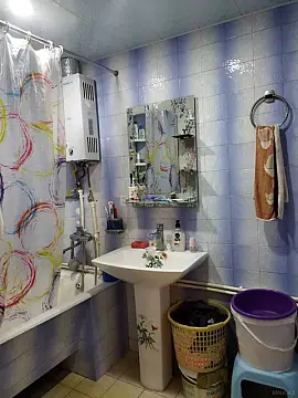 Satılır 4 otaqlı mənzil 76 m²