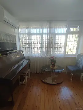 Satılır 4 otaqlı mənzil 76 m²