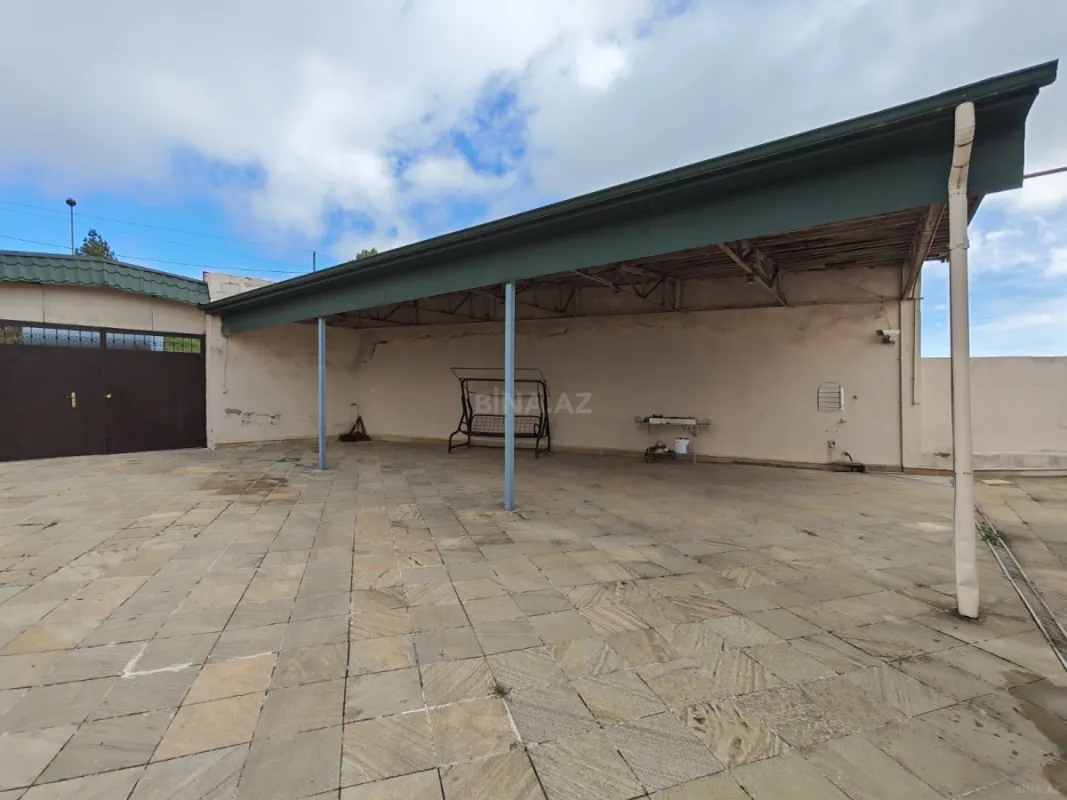 Satılır 7 otaqlı həyət evi 250 m²