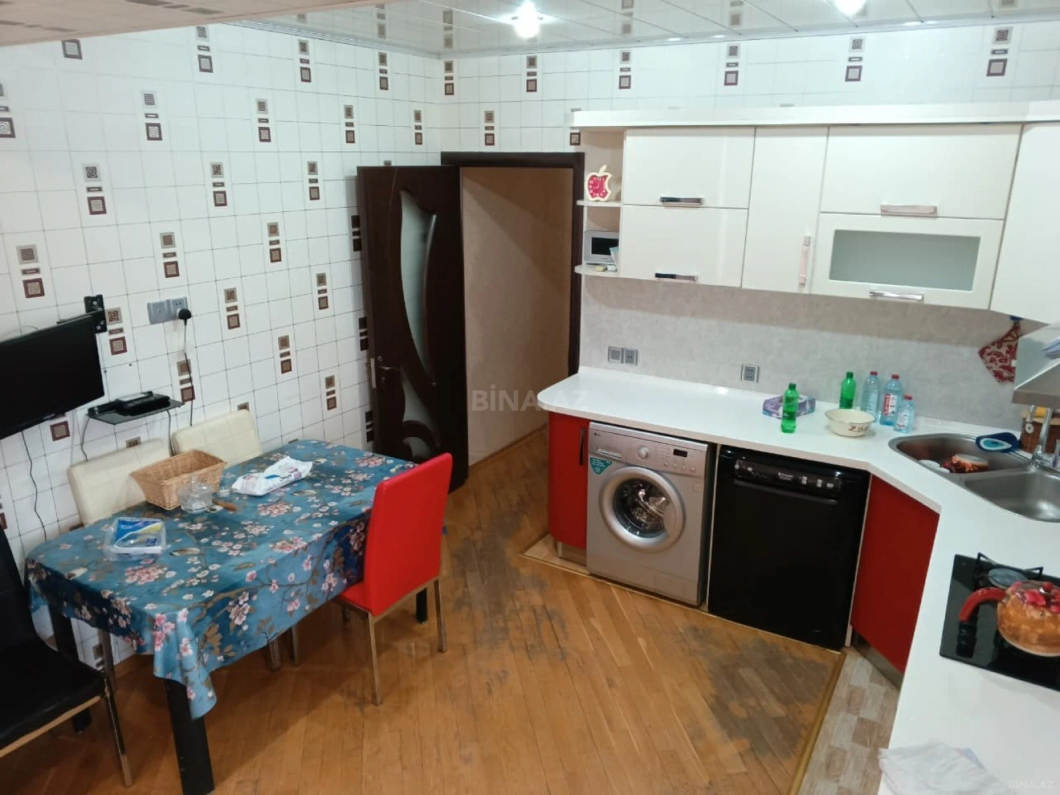 Kirayə verilir 3 otaqlı mənzil 110 m²