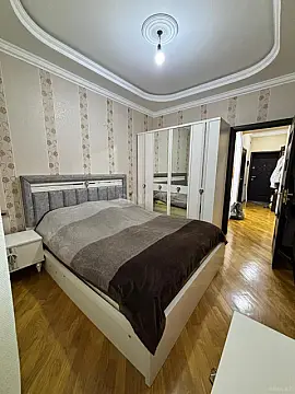 Satılır 2 otaqlı mənzil 65 m²