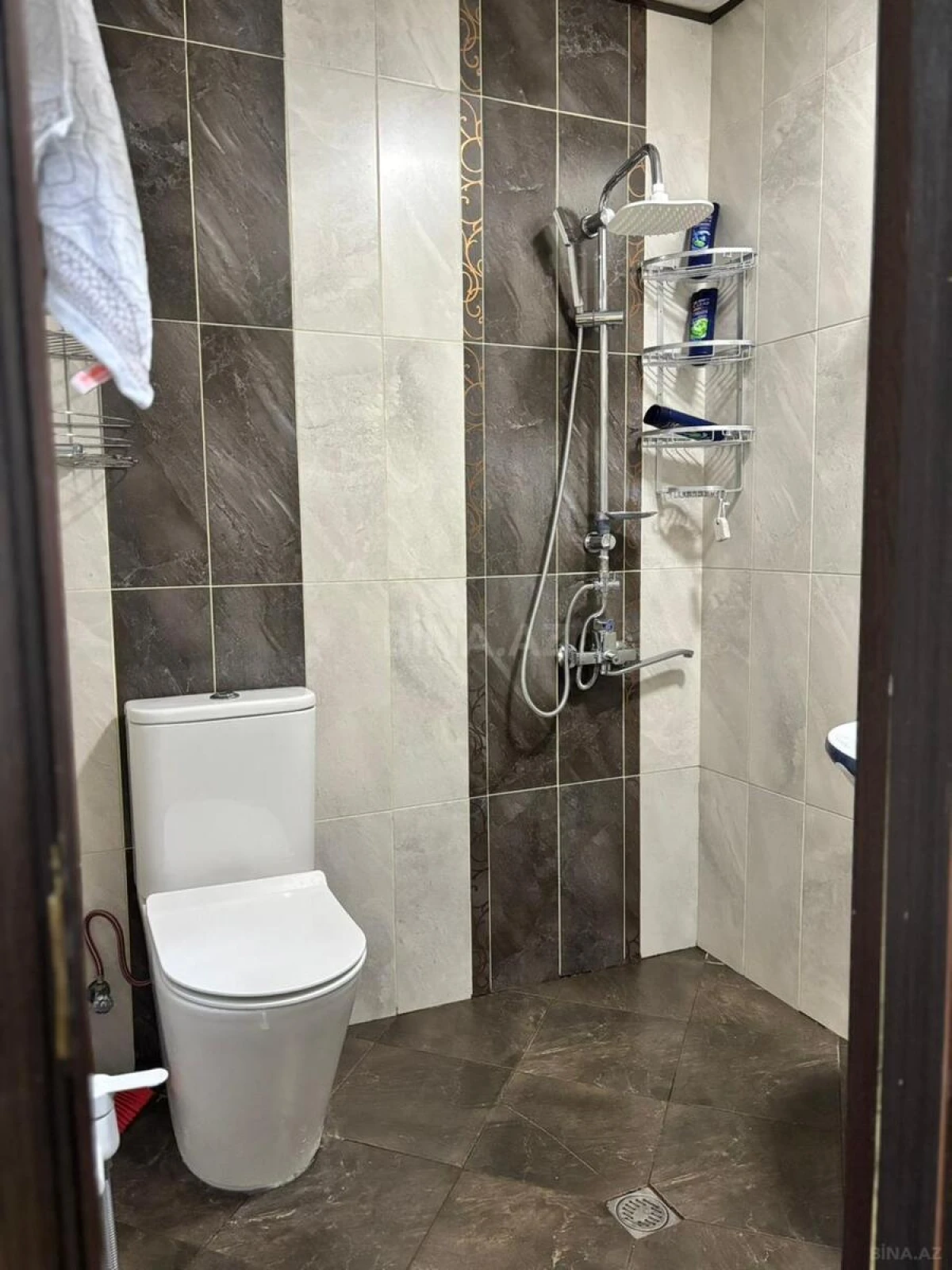 Satılır 2 otaqlı mənzil 65 m²