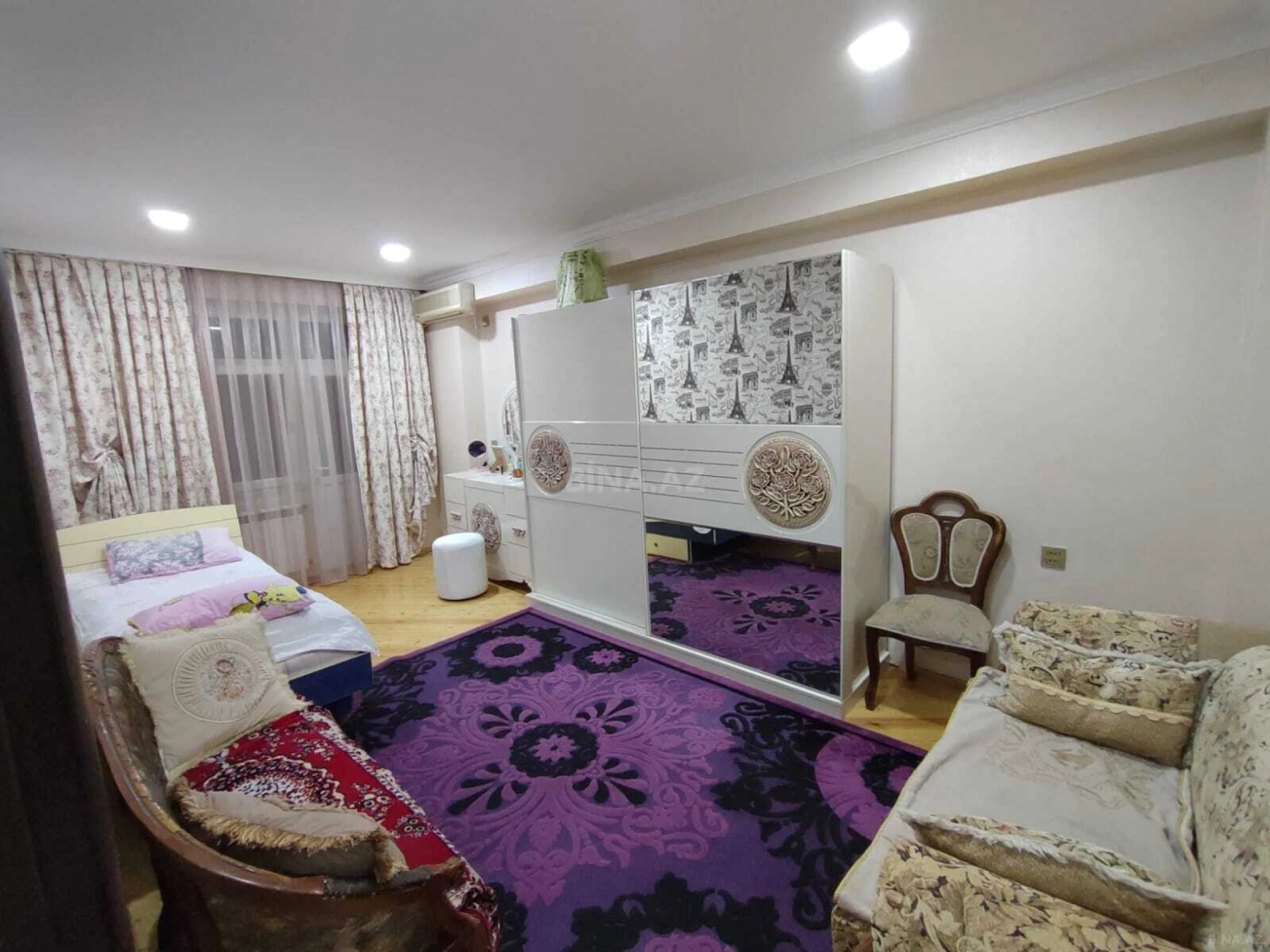 Satılır 3 otaqlı mənzil 144 m²