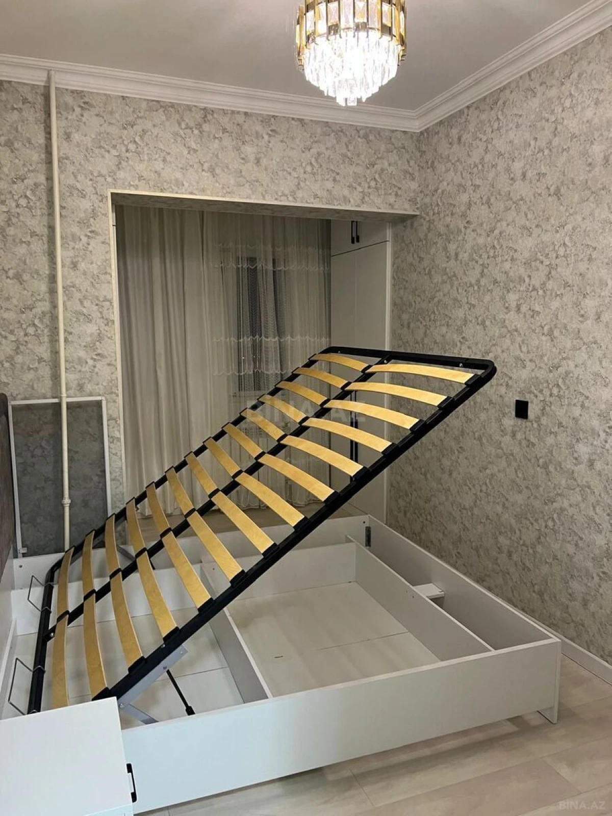 Satılır 2 otaqlı mənzil 65 m²