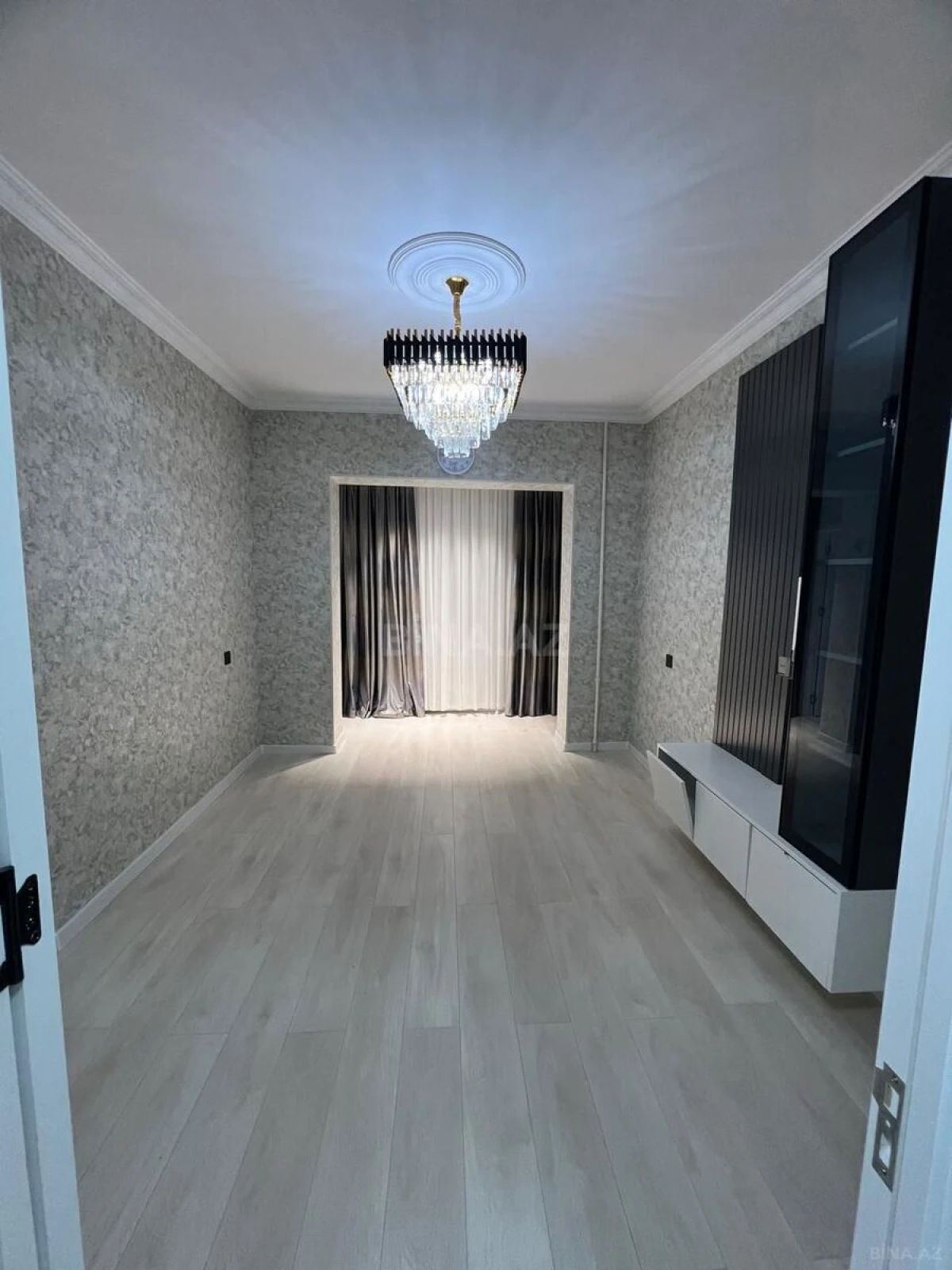 Satılır 2 otaqlı mənzil 65 m²