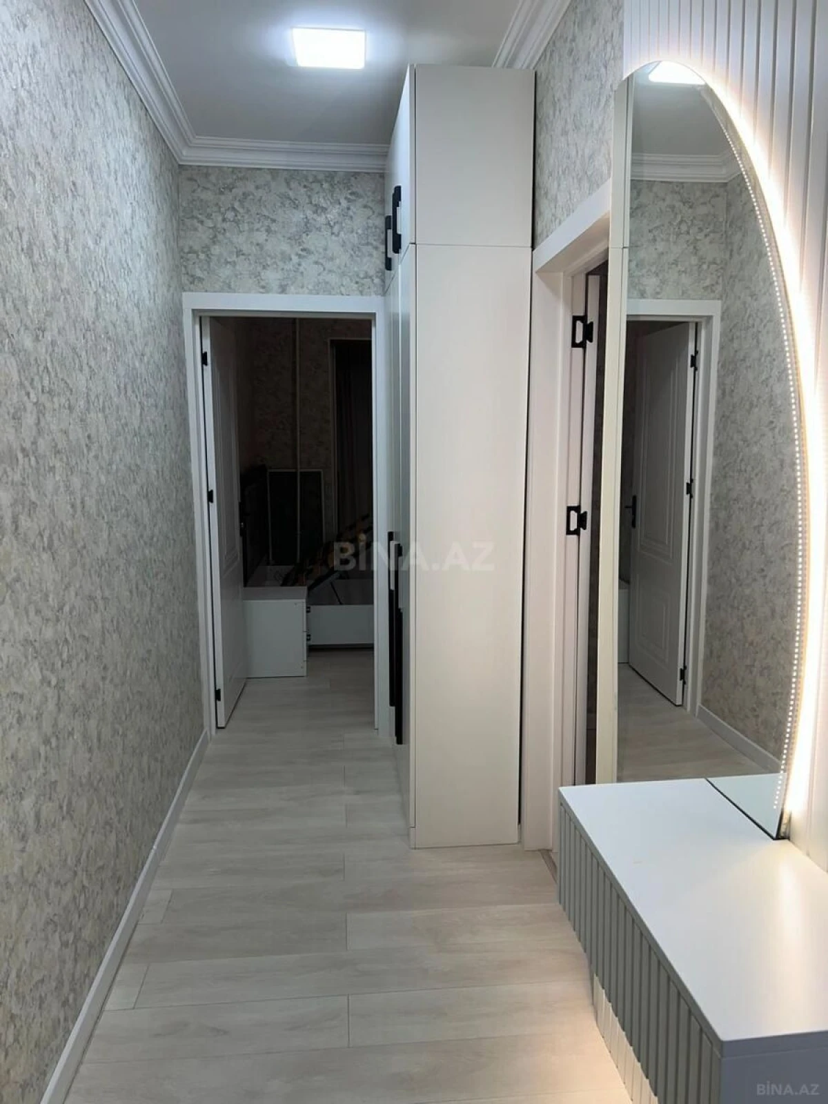 Satılır 2 otaqlı mənzil 65 m²