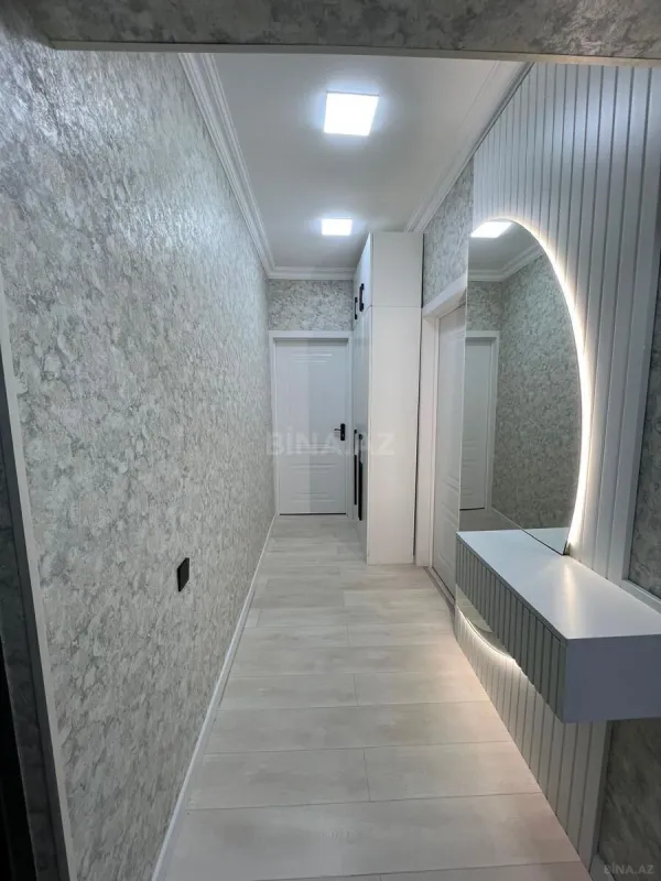 Satılır 2 otaqlı mənzil 65 m²