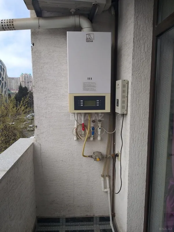 Kirayə verilir 2 otaqlı mənzil 95 m²