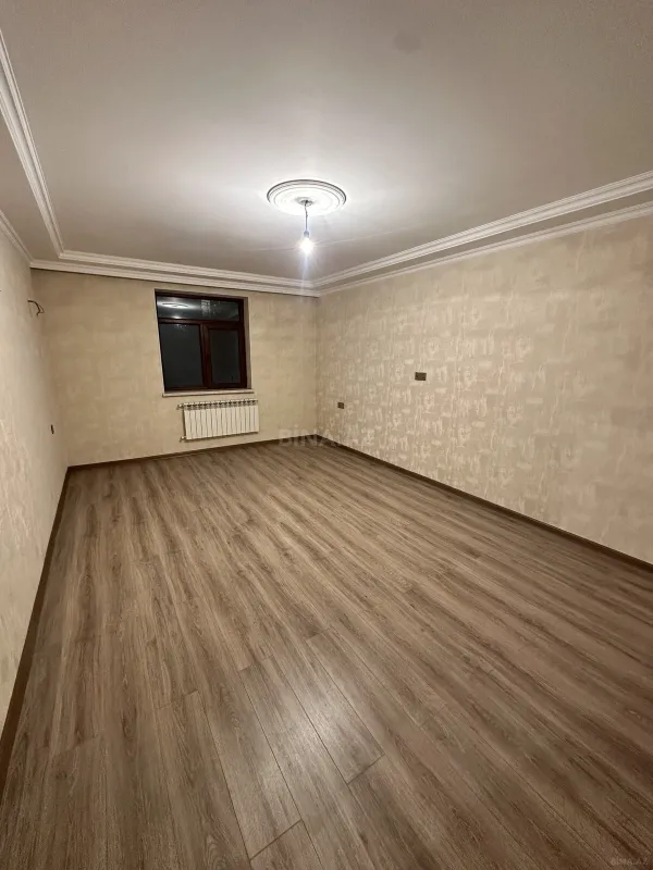 Satılır 2 otaqlı mənzil 80 m²
