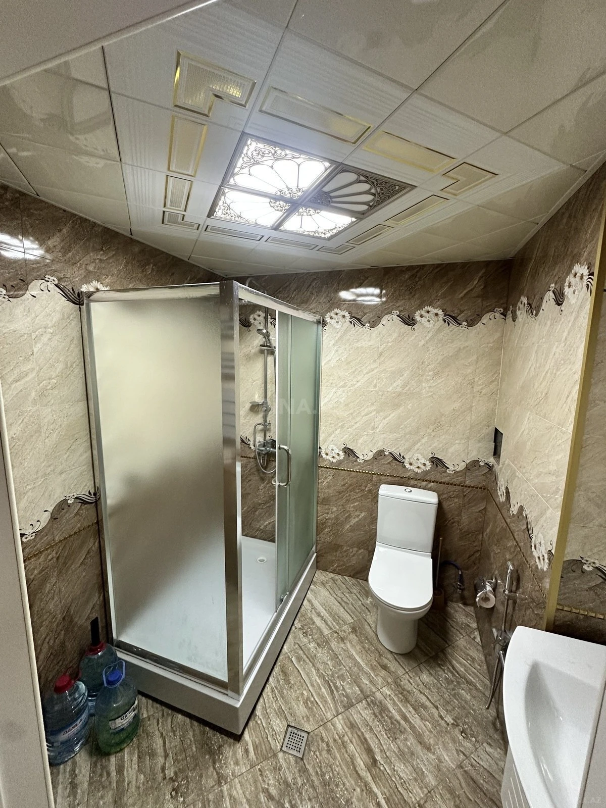 Satılır 2 otaqlı mənzil 80 m²