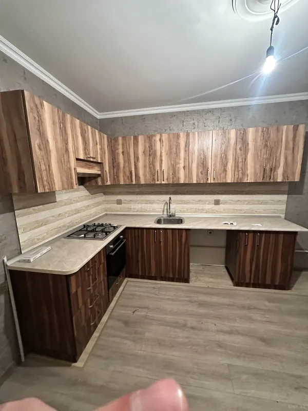 Satılır 2 otaqlı mənzil 80 m²