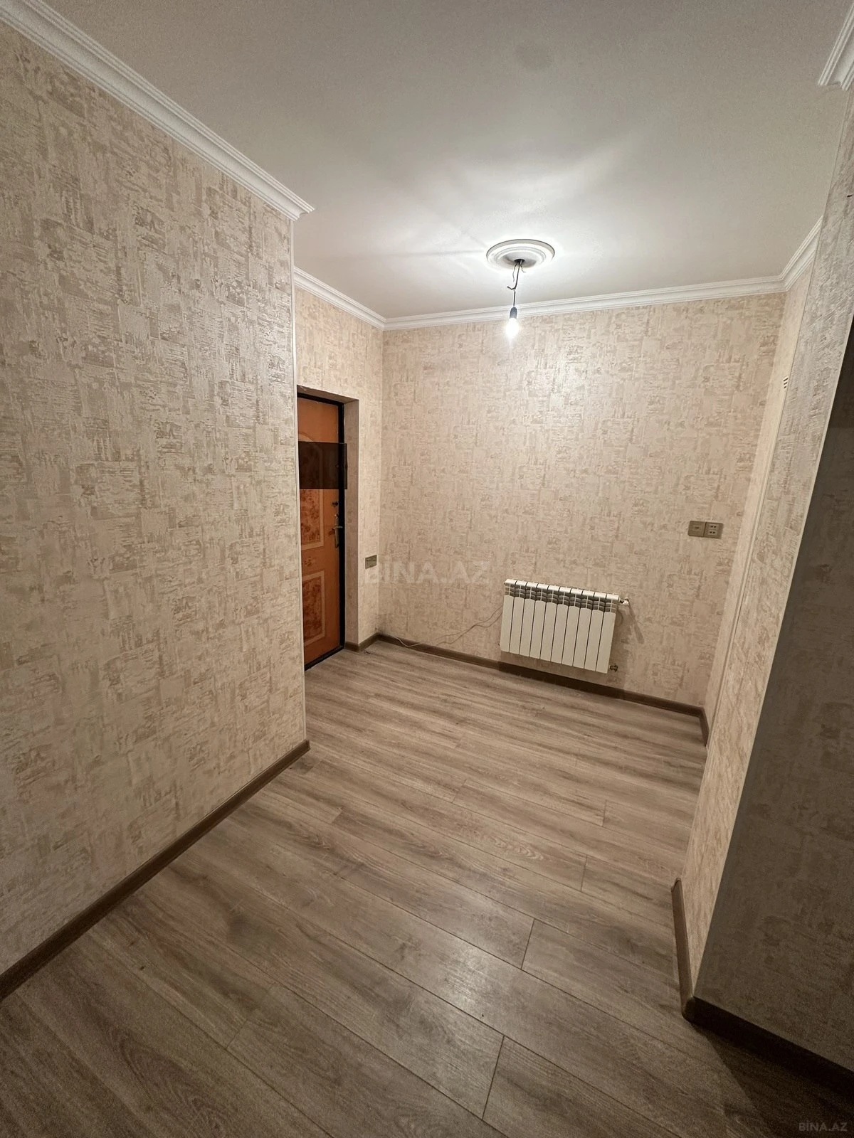 Satılır 2 otaqlı mənzil 80 m²