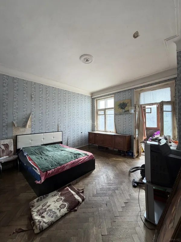 Satılır 3 otaqlı mənzil 95 m²