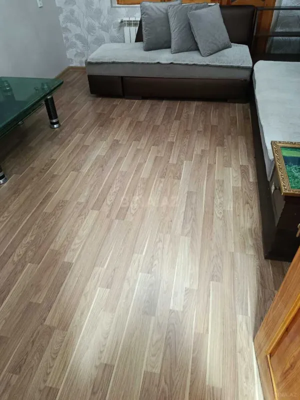 Satılır 4 otaqlı mənzil 96 m²