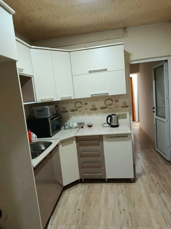 Satılır 4 otaqlı mənzil 96 m²