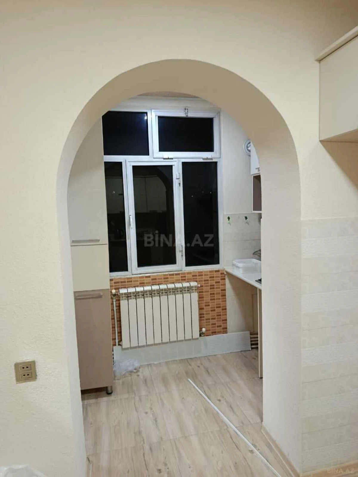 Satılır 4 otaqlı mənzil 96 m²