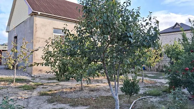 Satılır 4 otaqlı həyət evi 103 m² — Xaçmaz 4 otaq 103.00 m²