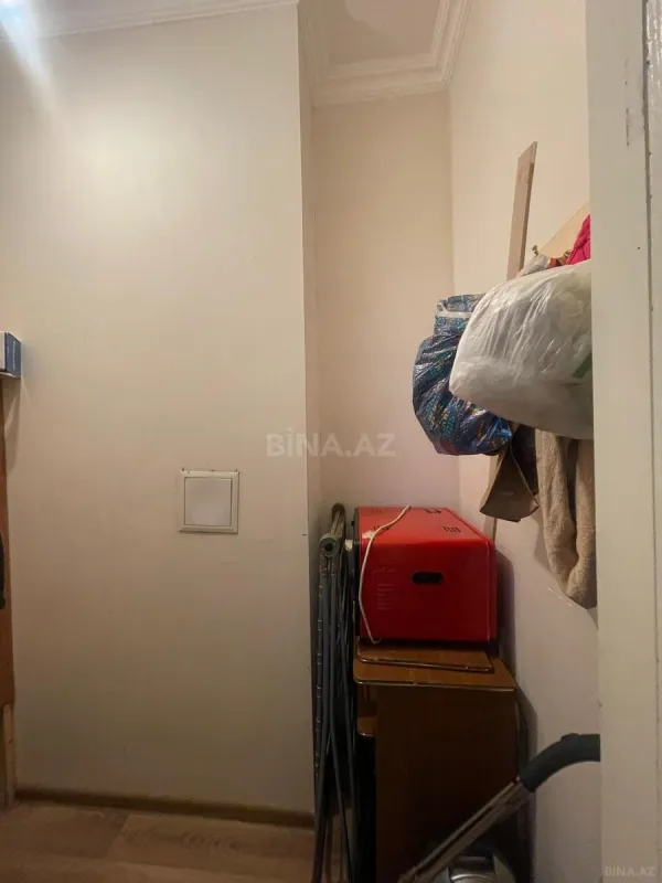 Satılır 4 otaqlı mənzil 93 m²