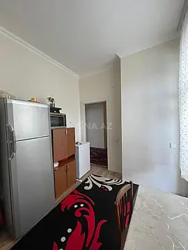 Satılır 4 otaqlı mənzil 93 m²