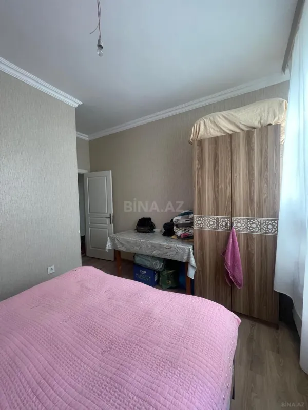 Satılır 4 otaqlı mənzil 93 m²