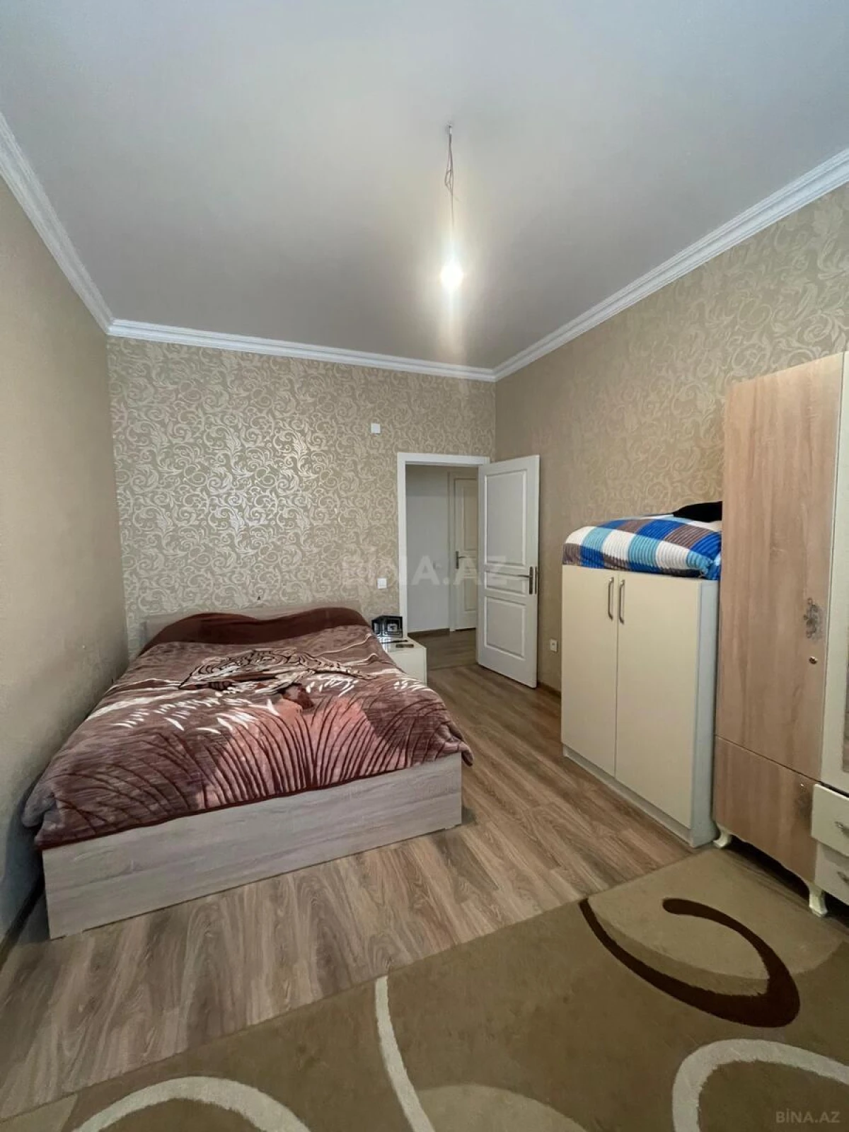 Satılır 4 otaqlı mənzil 93 m²