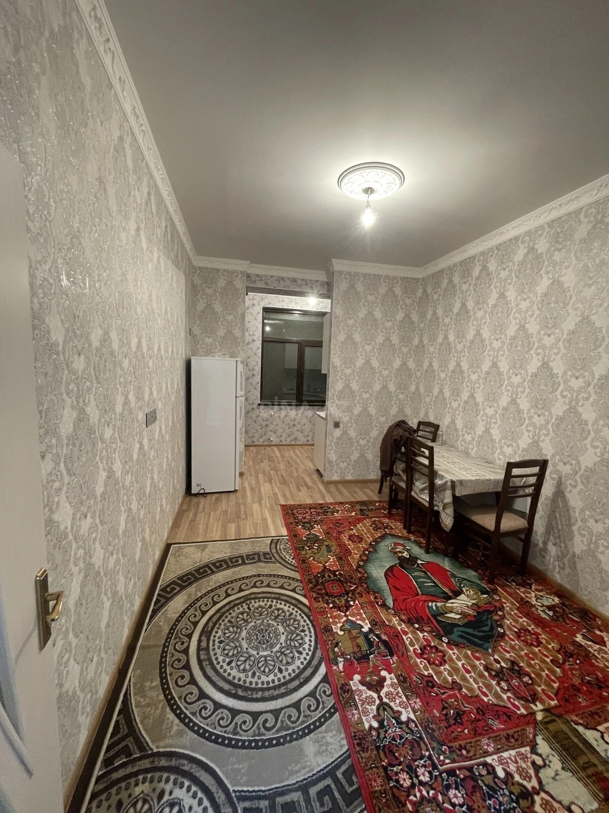 Kirayə verilir 2 otaqlı mənzil 50 m²